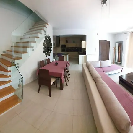 Nyaraló Marianna's House