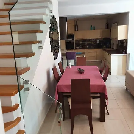 Holiday home Marianna's House Ipsos